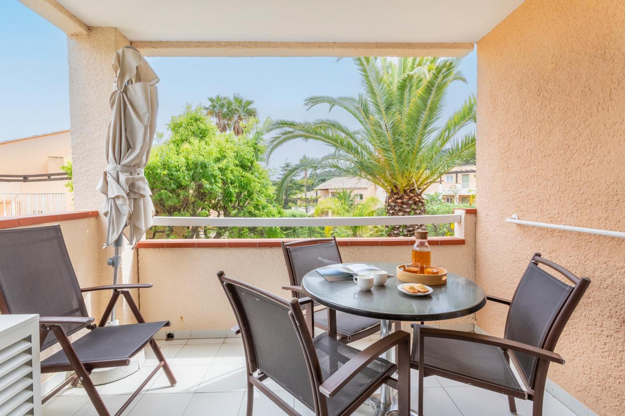 Apart-hotel Pierre & L'anse De Pramousquier Le Lavandou